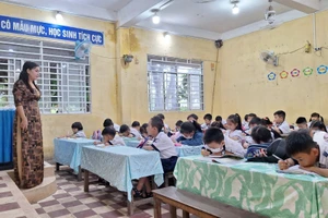 Ngành Giáo dục An Giang chấn chỉnh việc nuôi giữ, chăm sóc học sinh tiểu học ngoài giờ học chính khóa.