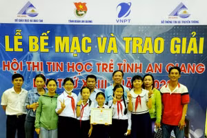 An Giang tổng kết trao 47 chứng nhận cho các tác giả, nhóm tác giải xuất sắc Hội thi Tin học trẻ năm 2023.