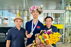 Hoàng Tuấn Dũng đã thi đấu hết mình và giành tấm HCB kỳ thi Olympic Toán quốc tế (IMO) 2023 tại Nhật Bản. Ảnh: NVCC.