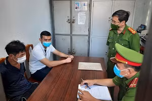 Đối tượng Hồ Văn Long tại cơ quan Công an.