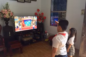 Một phần Học sinh TP Bắc Giang khai giảng trực tuyến.