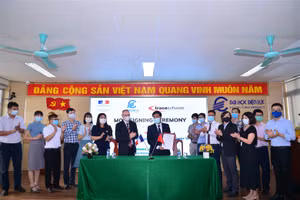 EPU nhận chuyển giao phần mềm Elec calc và Archelios phục vụ công tác đào tạo và nghiên cứu khoa học.