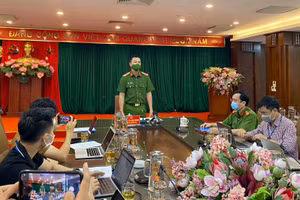 Thượng tá Tô Anh Dũng, Phó Cục trưởng Cục Cảnh sát quản lý hành chính về trật tự xã hội thông tin tại họp báo.