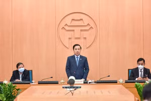 Phó Chủ tịch UBND TP Hà Nội Chử Xuân Dũng phát biểu.