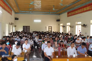 Chương trình ngoại khóa với chuyên đề “Phòng, chống đuối nước” thu hút hàng trăm HS Trường THCS Thiệu Duy tham gia.