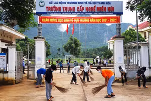 Trường Trung cấp nghề miền núi Thanh Hóa.