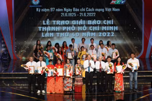 Trao giải cho các tác phẩm đoạt giải Báo chí TP Hồ Chí Minh lần thứ 40 năm 2022.