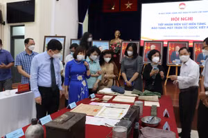 Hơn 600 tư liệu, hiện vật hiến tặng Bảo tàng MTTQ Việt Nam đợt này.