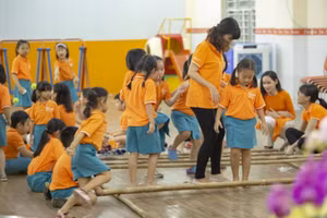 Học sinh Trường TH, THCS, THPT Việt Mỹ.