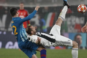 UEFA Champions League: Morata nổi nóng, đẩy ngã đồng đội cũ Chiellini