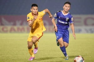 Thanh Hoá mạnh hơn Phố Hiến, nhưng Thanh Hoá có thật sự quyết tâm trụ lại V-League?