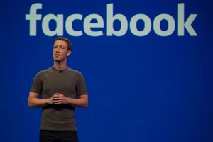 Chính trị hóa Facebook, Mark Zuckerberg mất trắng 6 tỷ USD