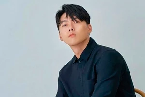 Hyun Bin công khai bày tỏ tình cảm với Son Ye Jin khiến fan "nổi da gà"