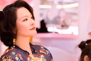 Nữ yêu tinh xinh đẹp nhất "Tây du ký" trở thành tỷ phú thế nào?