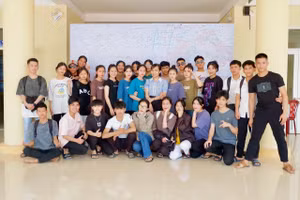 'Hạnh phúc với điểm 10 môn Lịch sử đầu tiên ở trường tôi!'