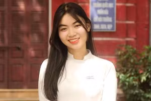 Võ Nguyễn Thảo Ngân - 1 trong 3 thí sinh đạt điểm 10 môn Văn tại Thừa Thiên - Huế.
