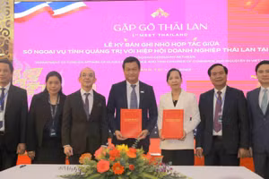 Ký kết hợp tác giữa Sở Ngoại vụ Quảng Trị và Hiệp hội doanh nghiệp Thái Lan tại Việt Nam.