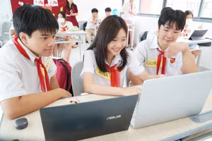 Học sinh iSchool Quảng Trị tự tin giao lưu văn hoá với học sinh Nhật Bản bằng hình thức trực tuyến. (Ảnh: iSchool Quảng Trị).