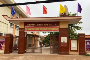 Hai học sinh có hành vi bạo lực bị xem xét kỷ luật.