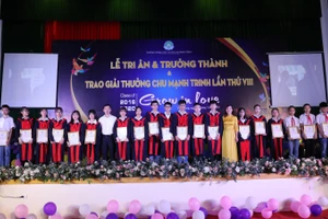 Lễ trưởng thành dành cho học sinh khối 9 Trường THCS Chu Mạnh Trinh.