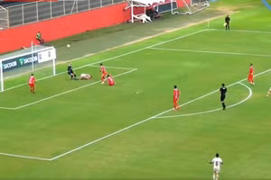 Bàn thắng được đánh giá "siêu rùa" trong bóng đá.