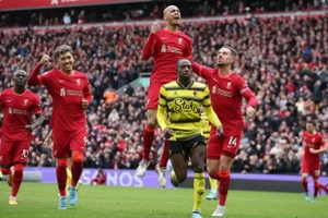 Liverpool, Man City khiến cuộc đua ngôi vương trở nên cực kỳ kịch tính