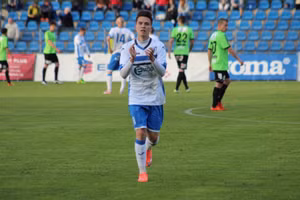 Theo qui định của FIFA, cầu thủ Việt kiều Daniel Prochazka đủ điều kiện khoác áo tuyển Việt Nam.