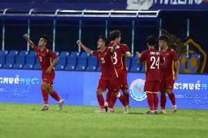 Cầu thủ U23 Việt Nam mừng chiến thắng trước Thái Lan để vào bán kết U23 Đông Nam Á 2022.