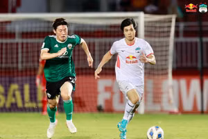 Huấn luyện viên Hàn Quốc: 2 cầu thủ Hoàng Anh Gia Lai đủ trình đá ở K-League