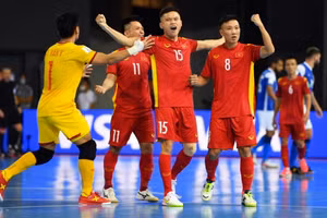 Hồ Văn Ý nằm trong top 10 đề cử thủ môn Futsal xuất sắc nhất thế giới năm 2021.