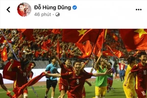 Hùng Dũng chúc mừng đồng nghiệp nữ vô SEA Games 31. Ảnh: Facebook Hung Dung.
