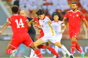 Cổ động viên không cần giấy xét nghiệm vẫn có thể được vào sân Mỹ Đình xem Hoàng Đức và các đồng đội thi đấu.