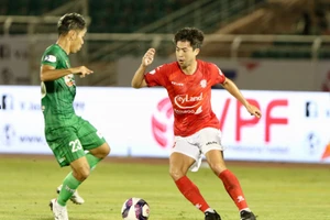 Lee Nguyễn thi đấu ở V-League 2021.