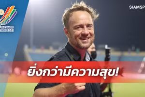 Báo Thái Lan nói gì về chiếc thẻ vàng của thuyền trưởng Polking?