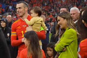 Chùm ảnh: Bale giúp Xứ Wales trở thành đội bóng châu Âu cuối cùng dự World Cup 2022