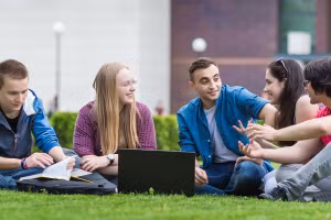 Nhiều sinh viên Anh du học Bulgaria vì chi phí phải chăng.