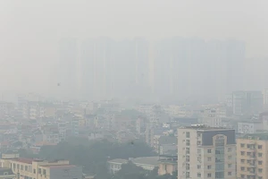 Những ngày qua, chất lượng không khí tại Hà Nội và một số tỉnh phía Bắc nằm ở ngưỡng xấu, rất xấu, thậm chí nguy hại.