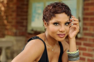 Ca sĩ Toni Braxton hai lần bị phá sản.