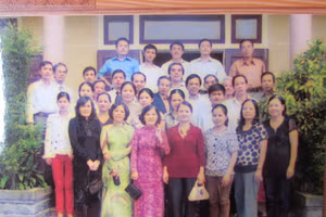 Hội nhà giáo làng Phước Tích là 'nhịp cầu' để các đồng nghiệp trong làng gặp gỡ, trao đổi chuyên môn.