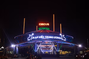 Xiếc kết hợp nhạc rock