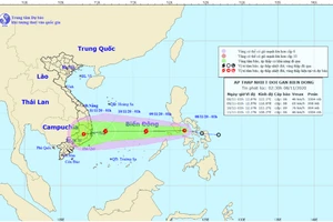 Áp thấp nhiệt đới gần Biển Đông.