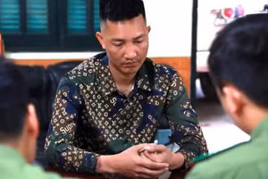 Bùi Xuân Huấn làm việc với cơ quan chức năng