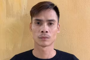 Mâu thuẫn, nam thanh niên nổ 2 phát súng dọa vợ