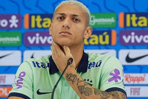 Richarlison khi giải nghệ muốn mua hòn đảo có nhiều phụ nữ đẹp