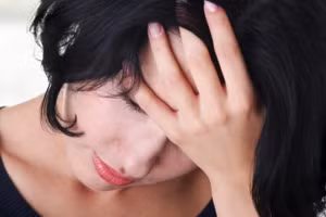 Tôi lại không biết phải nói với anh tôi như thế nào để anh ấy khỏi sốc và chị ấy chịu gặp anh một lần nữa. (Ảnh minh họa).