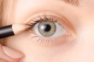 8 mẹo trang điểm ấn tượng nàng vụng về cũng làm được