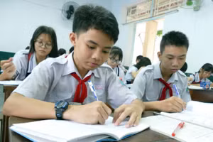 Thông tư 26 giúp các em giảm nhiều áp lực điểm số. Ảnh minh họa