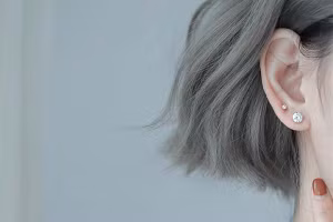 Những phụ kiện giúp nàng cực xinh khi đi ăn cưới 