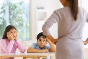 Cô bé 14 tuổi khiến bố mẹ "tăng xông", không biết dạy bảo thế nào