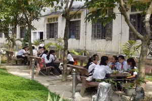 Mô hình lớp học cùng thiên nhiên ở Trường THCS Lê Hồng Phong – TP Huế.